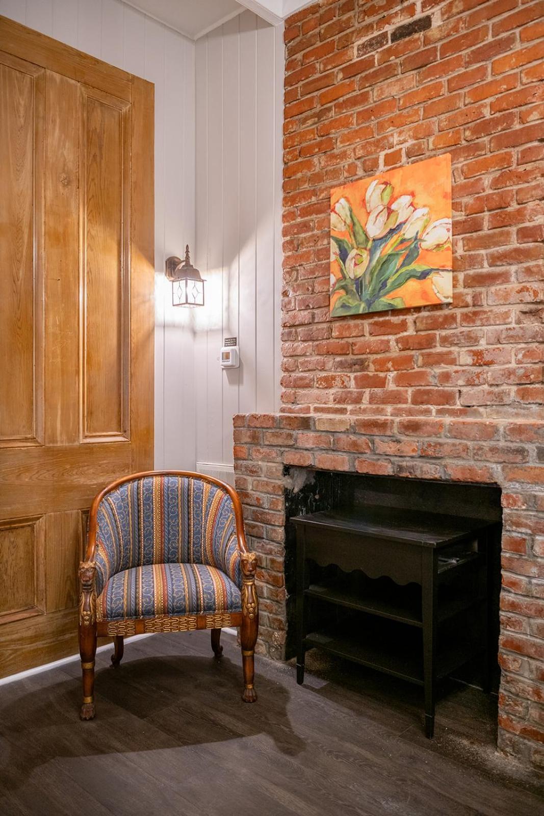 French Quarter Suites Hotel New Orleans Exterior photo