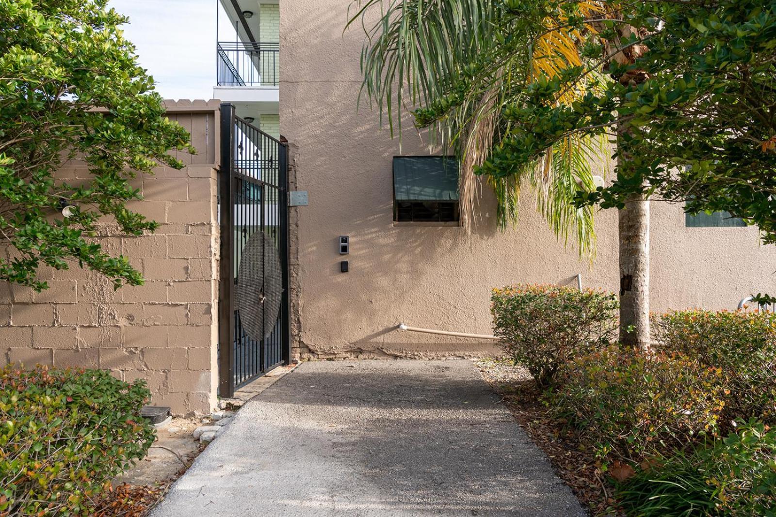 French Quarter Suites Hotel New Orleans Exterior photo