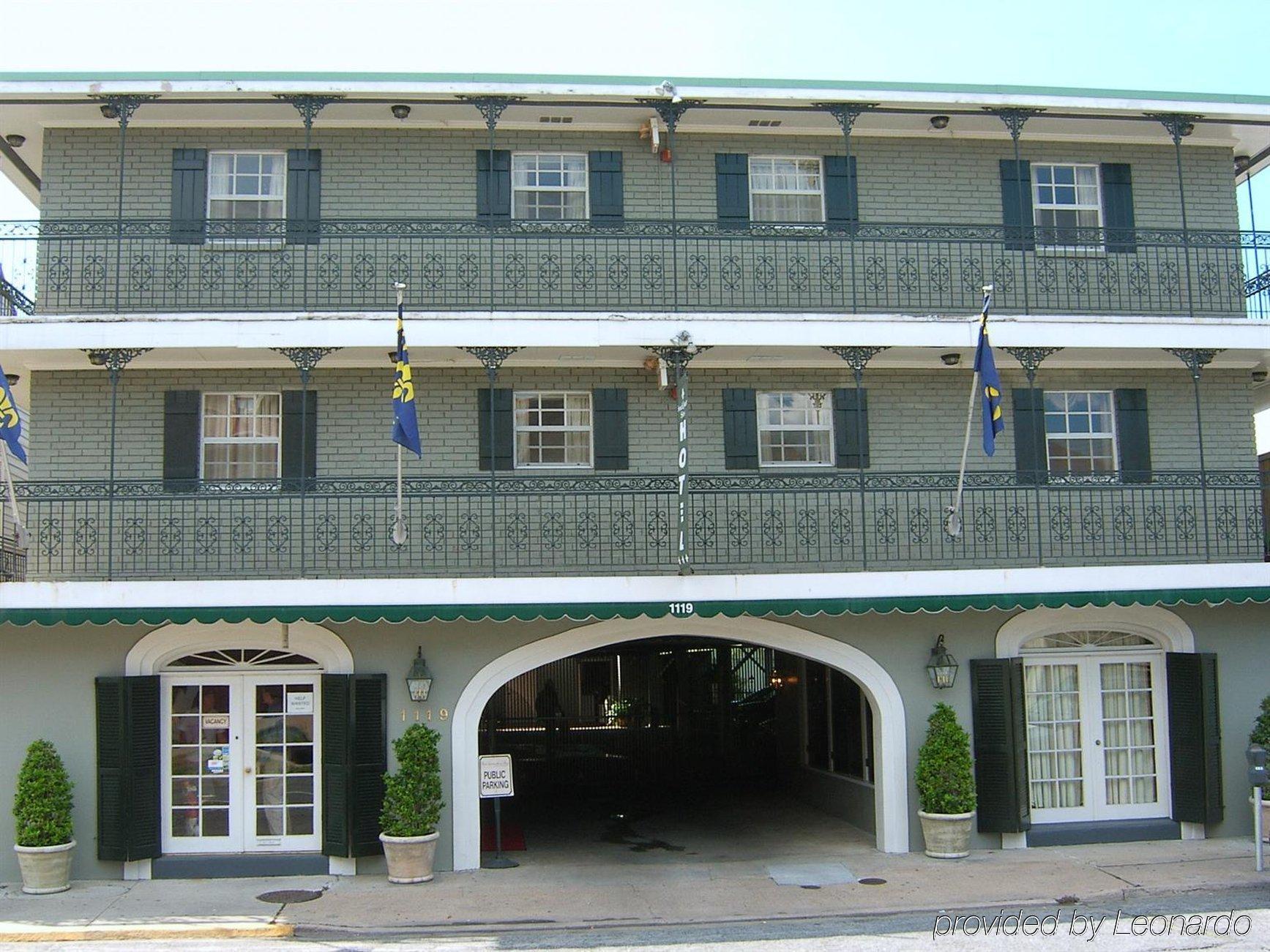 French Quarter Suites Hotel New Orleans Exterior photo